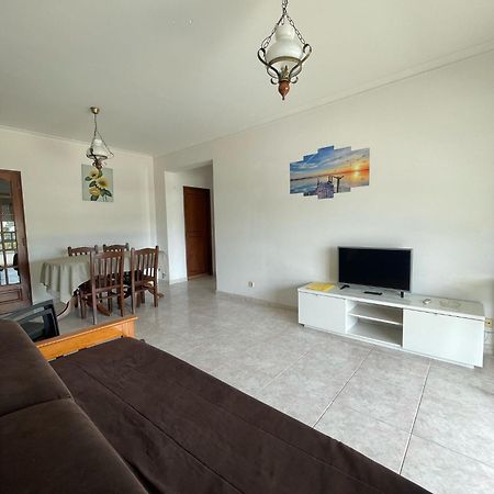 Apartamento T1 Todo Equipado アルブフェイラ エクステリア 写真